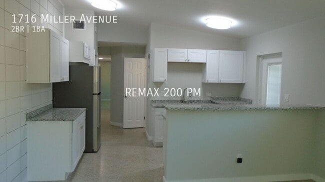 Building Photo - 1716 Miller Ave