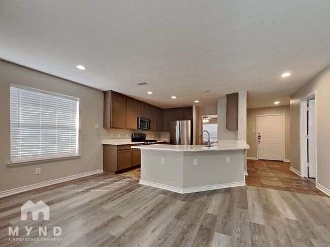 Building Photo - 32215 Archer Park