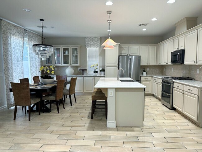 Foto del edificio - 5137 Fiery Sky Ridge St