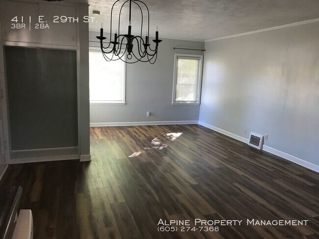 Foto del edificio - 3 Bed/2 Bath Home Near McKennan Park!
