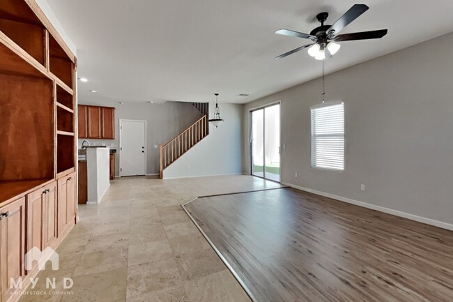 Building Photo - 1348 S Loback Ln