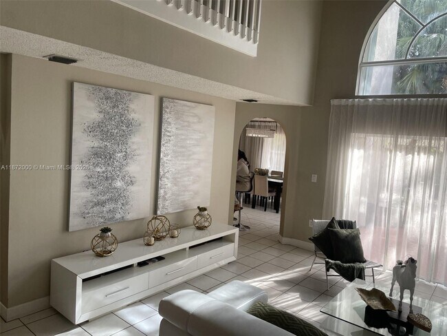 Foto del edificio - 5237 NW 112th Pl