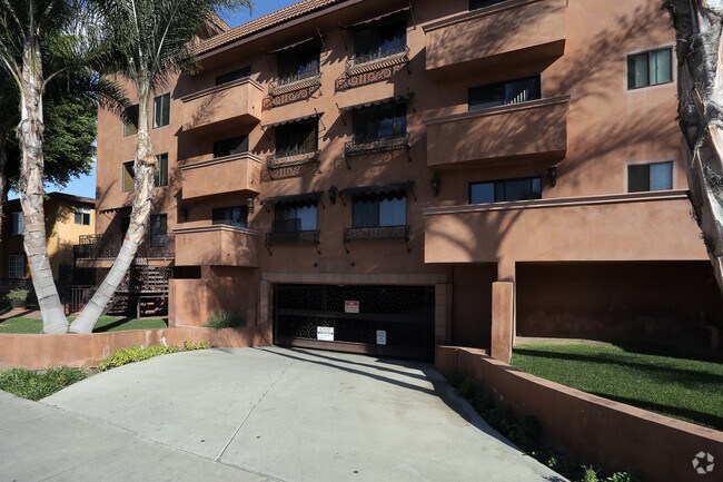 Foto del edificio - Ellendale Trojan