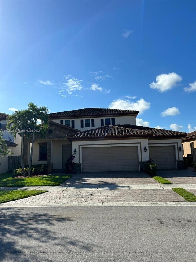 251 SE 35 Ave, Homestead, FL 33033 House for Rent in Homestead, FL