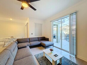 Building Photo - 2701 Scrapbook St