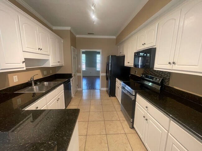 Foto del edificio - 832 Prairie Ln