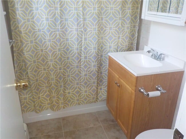 Building Photo - 1014 Park Ave