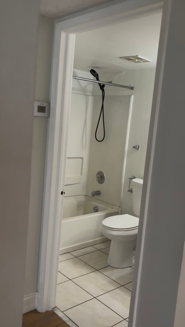 Foto del edificio - 7125 NW 186th St