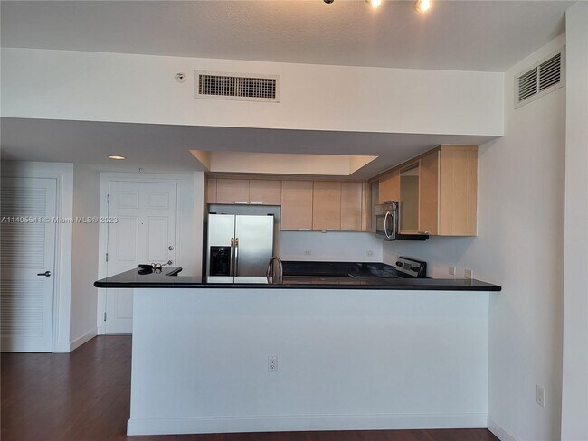 Building Photo - 140 S Dixie Hwy
