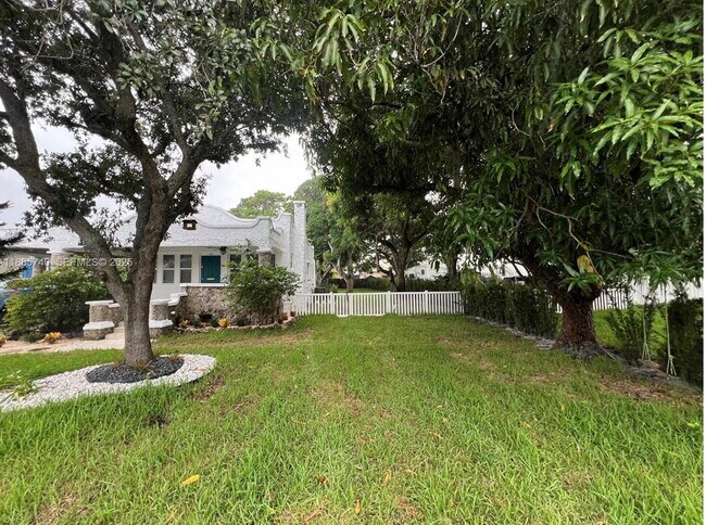 Photo - Southwest 1st Avenue, Hallandale Beach, FL 33009 - 3 BR 2 BA single-family home