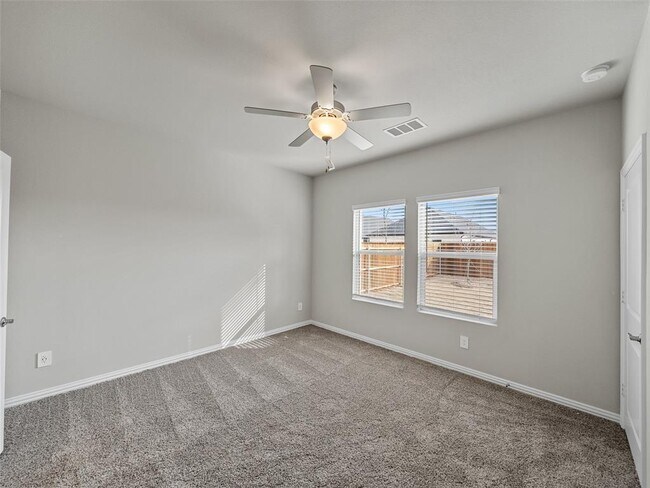 Building Photo - 4807 Hunter Hurst Dr