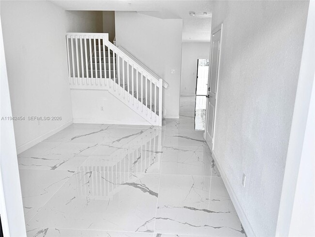 Foto del edificio - 15903 SW 2nd Dr