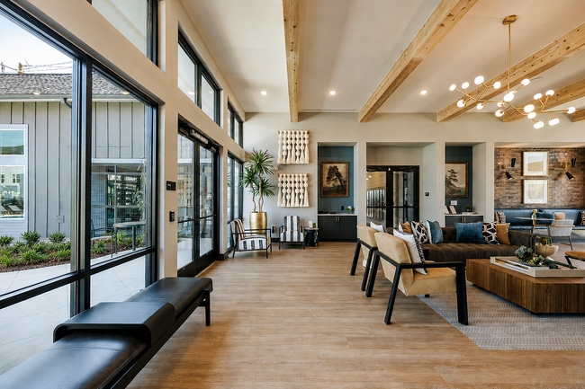 Bolton West Charlotte - Resident Club Lounge - Bolton West Charlotte
