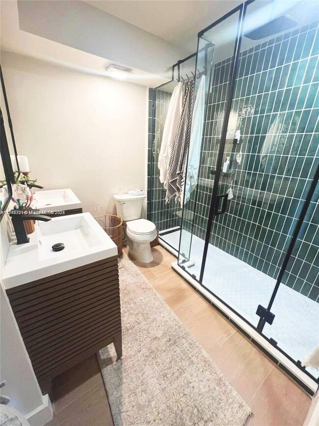 Foto del edificio - 10185 Collins Ave