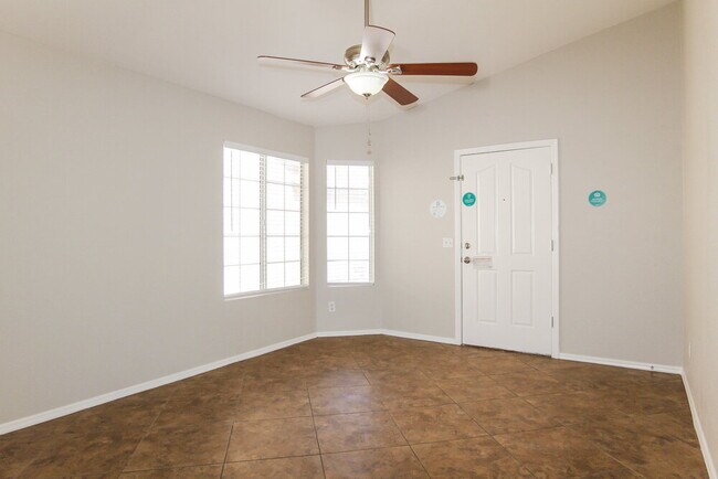 Foto del edificio - 11324 W Golden Ln