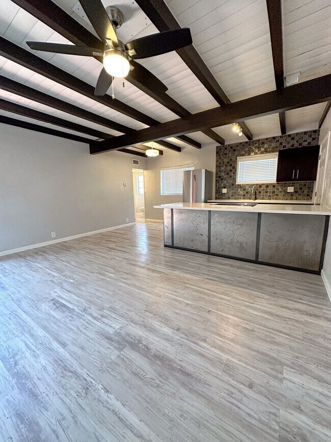 Foto del edificio - 1936 N Tucson Blvd