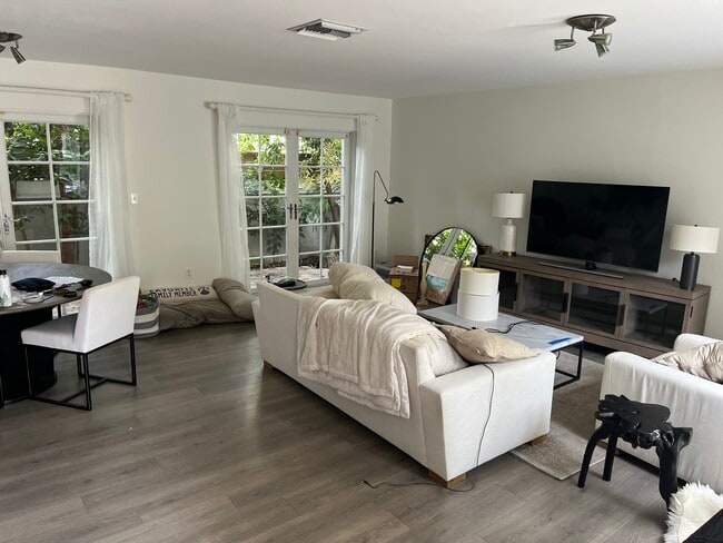 Photo - 2823 Day Ave Townhome