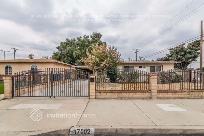 Building Photo - 17002 E Bellbrook St