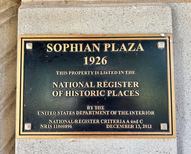 Building Photo - Gorgeous Condo in Sophian Plaza!