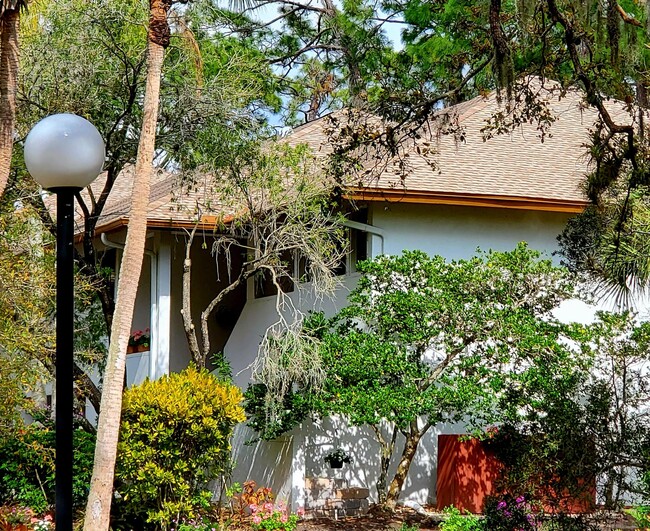 Foto del edificio - 4959 Cross Creek Rd