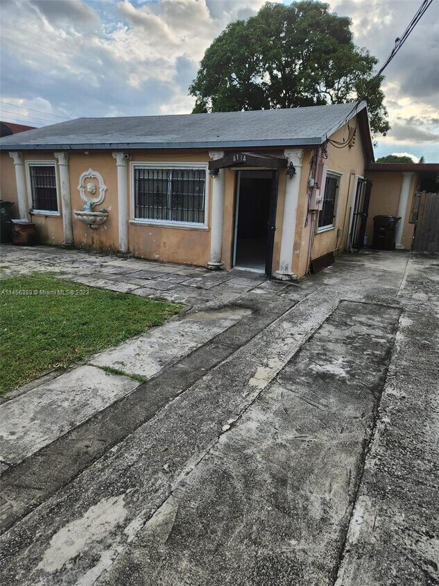 4134 E 10th Ct, Hialeah, FL 33013 House Rental in Hialeah, FL