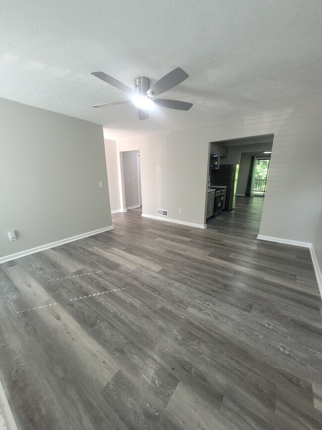 Foto del edificio - 8222 Hagin St