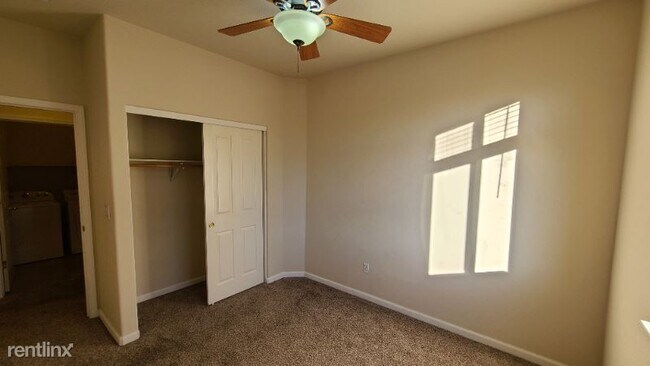Building Photo - 3 br, 2 bath House - 5616 Cathedral Peak Dr