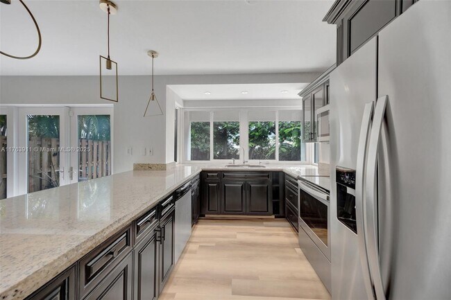 Building Photo - 21320 SW 97th Ave