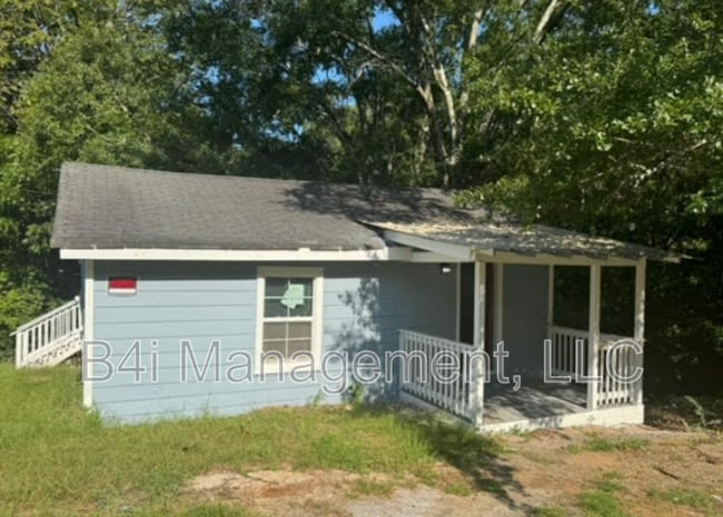 Building Photo - 217 Banks St