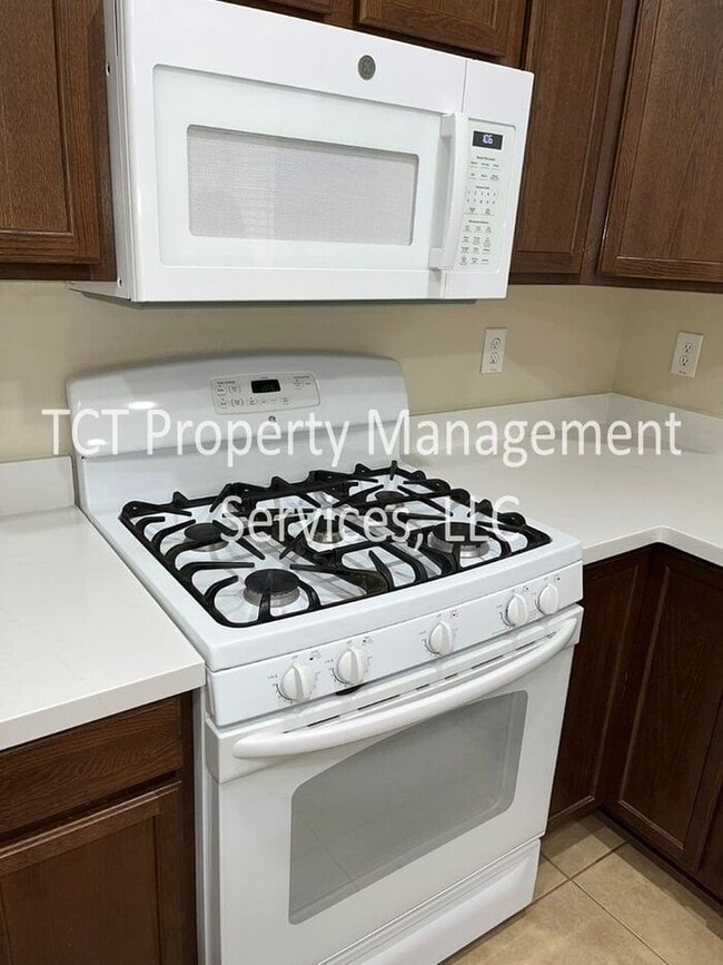 Building Photo - Beautiful 4 bedroom home in Casa Grande!