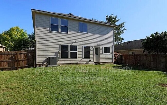 Foto del edificio - 12823 Capri