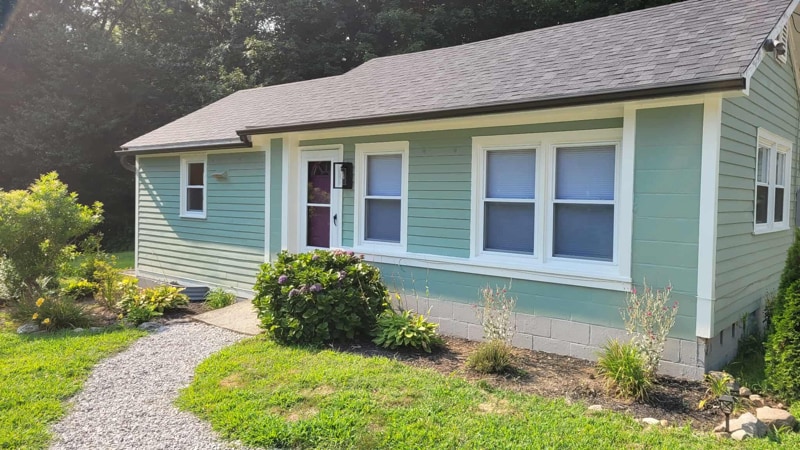 Primary Photo - 55 River Ln