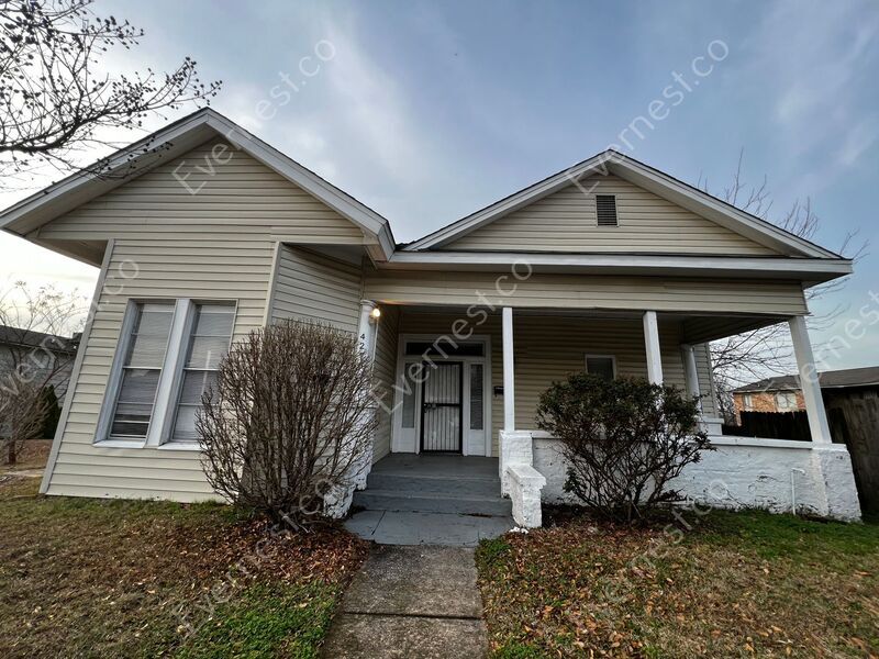 Primary Photo - 4276 2nd Ave S