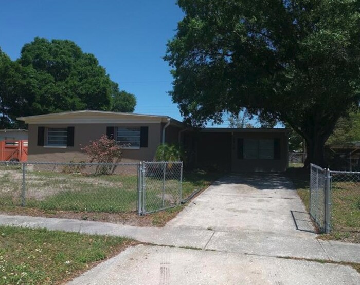 Foto del edificio - 1710 Wishing Well Way