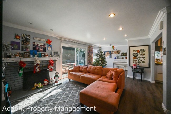 Foto del edificio - 3 br, 2 bath House - 1590 Sheridan Avenue