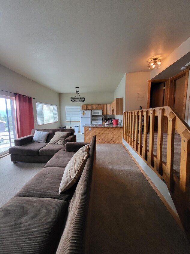 9876 Ryan Gulch Rd, Silverthorne, CO 80498 Townhouse for Rent in