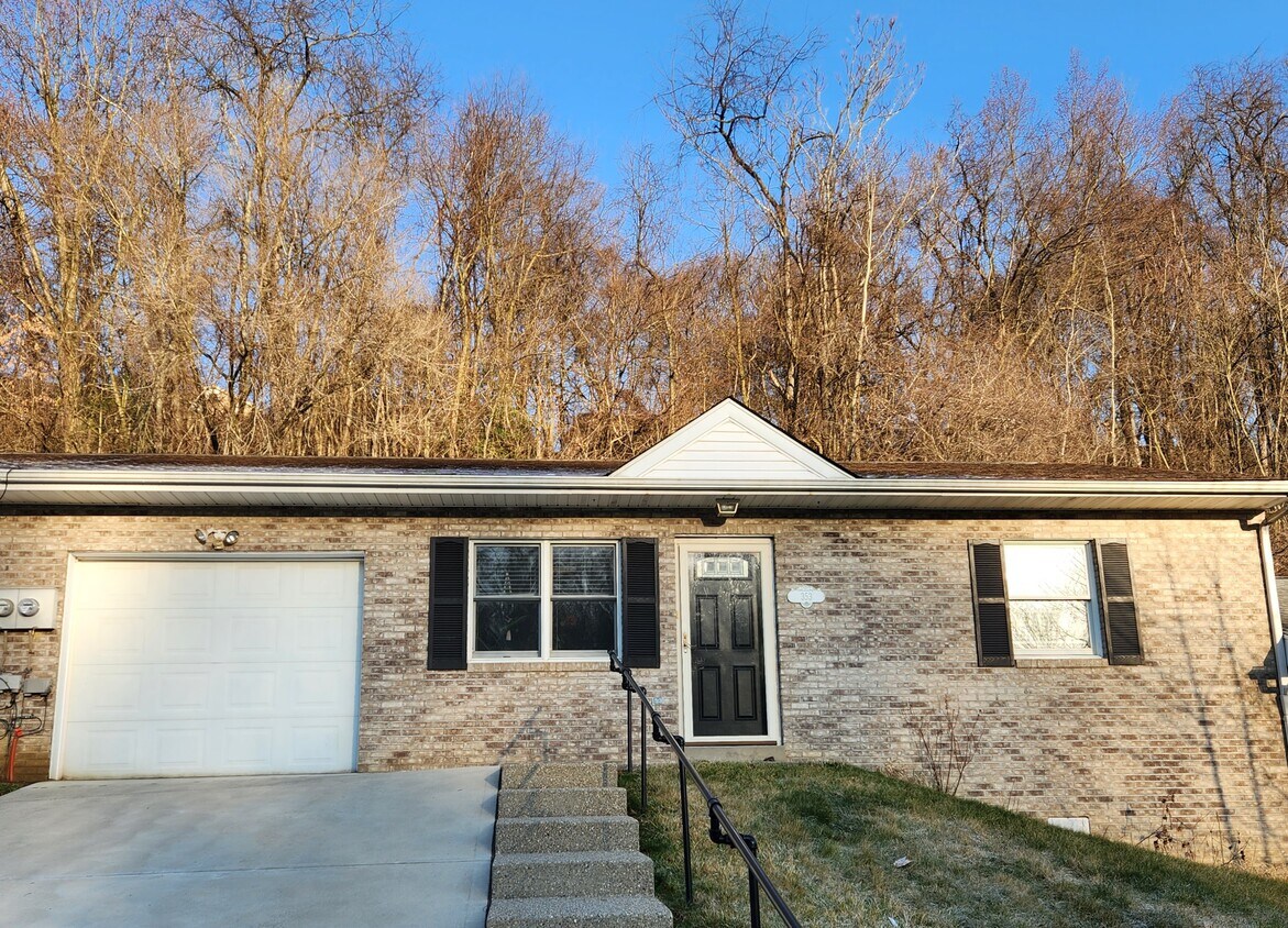 353 Clavale St, North Versailles, PA 15137 Townhome Rentals in North