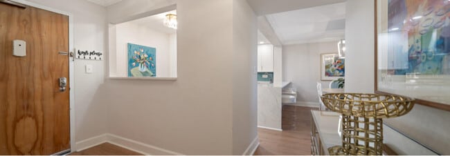 Building Photo - 14810 Rue De Bayonne