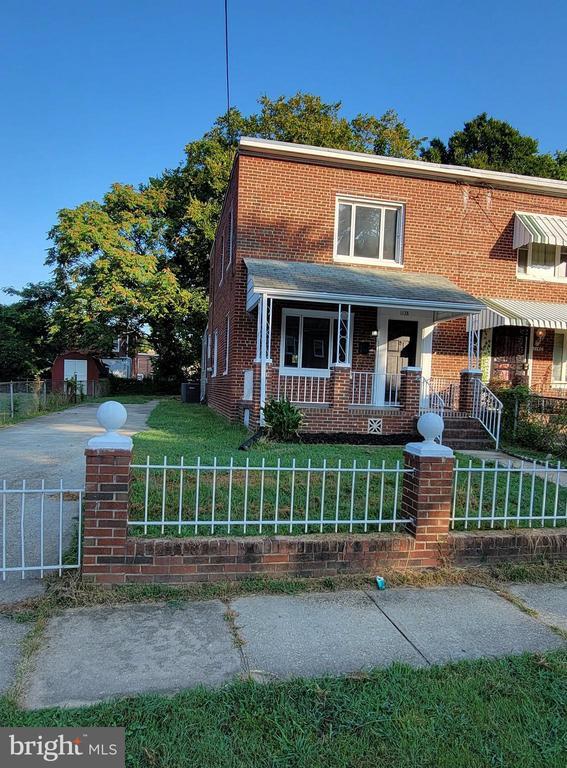 Building Photo - 1138 Booker Dr