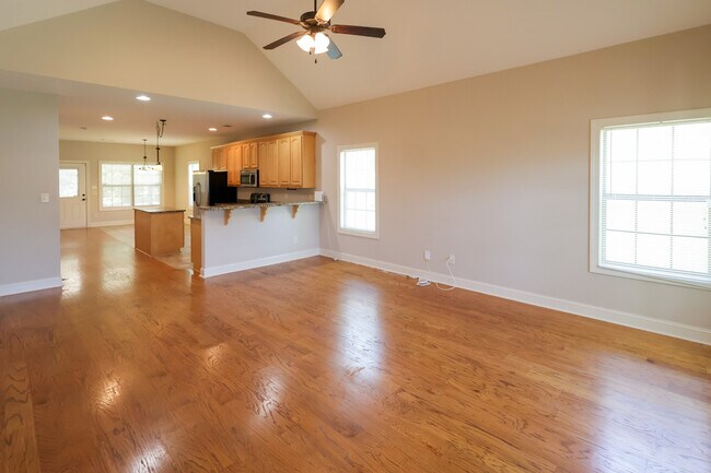 Building Photo - 2679 Canal Ct