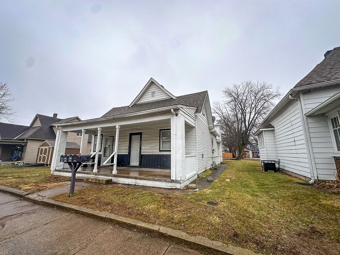 Primary Photo - 642 Arbor Ave