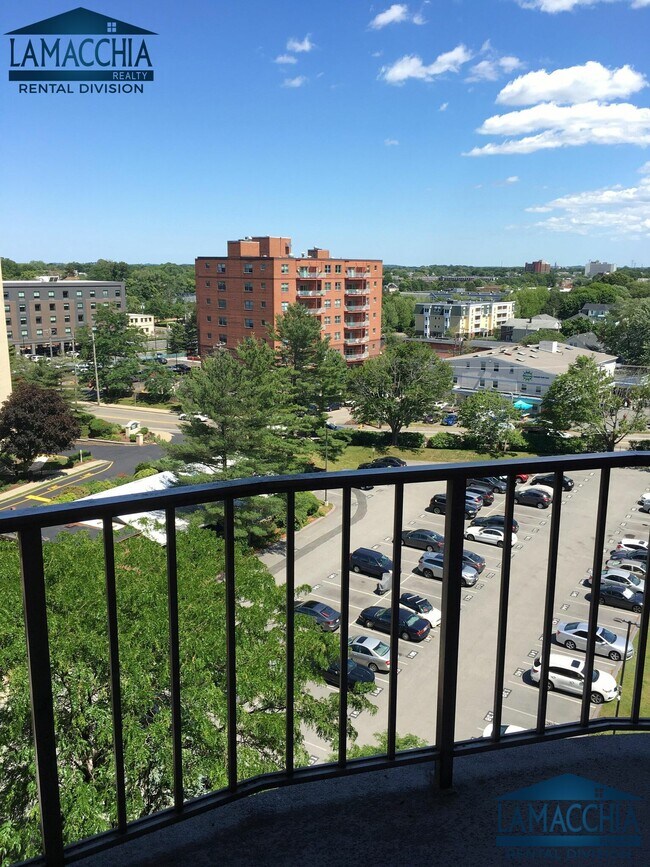 115 W Squantum St Unit 914, Quincy, MA 02171 Condo for Rent in Quincy