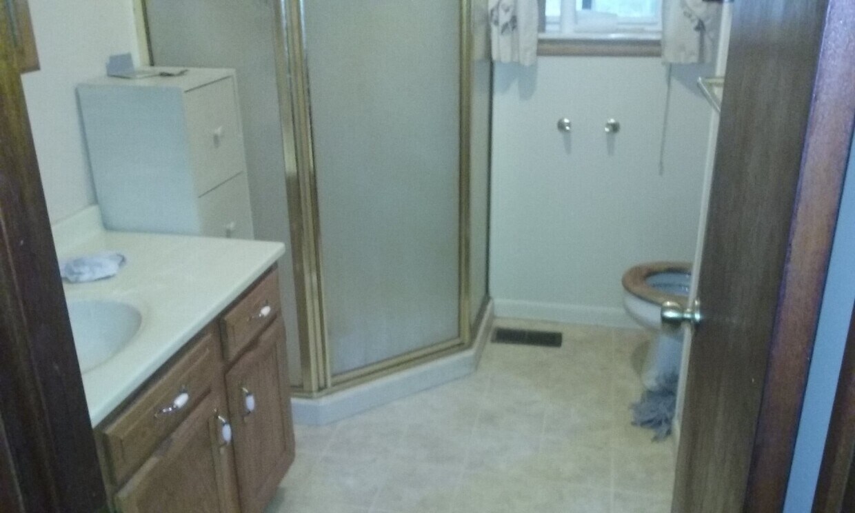 Building Photo - Cumberland Gap 37724 - 3 bedroom home convenient to LMU - Contact Brad Croisdale (865) 805-9964