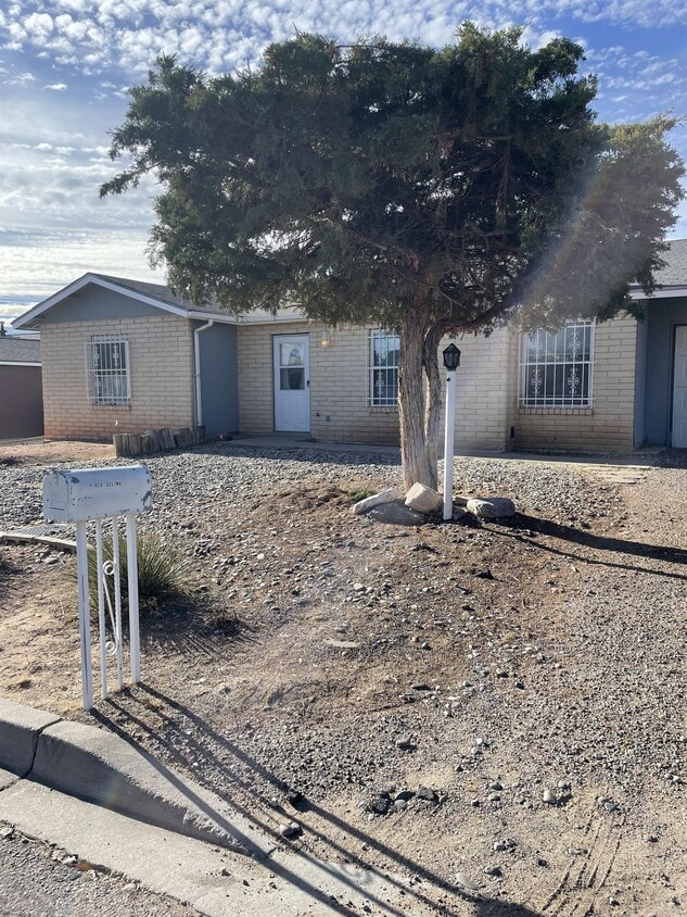 1820 Celina Rd SE, Rio Rancho, NM 87124 House Rental in Rio Rancho