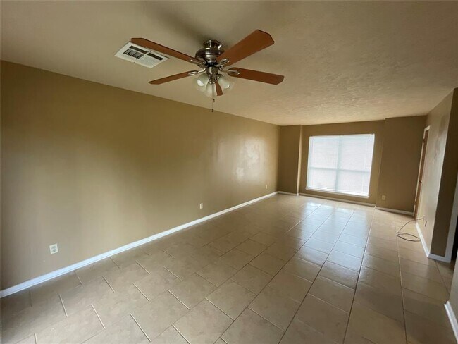 Foto del edificio - 1601 Hazelwood St