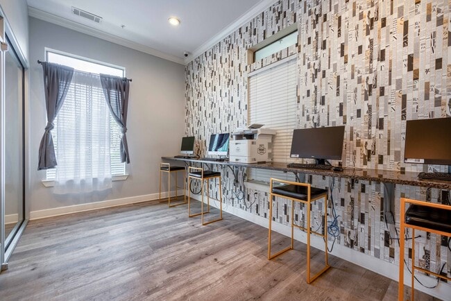 Building Photo - ARBA San Marcos