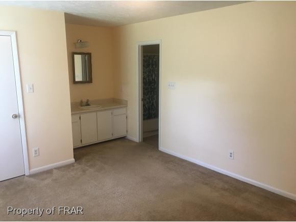 Foto del edificio - 6446 Green Meadow Rd