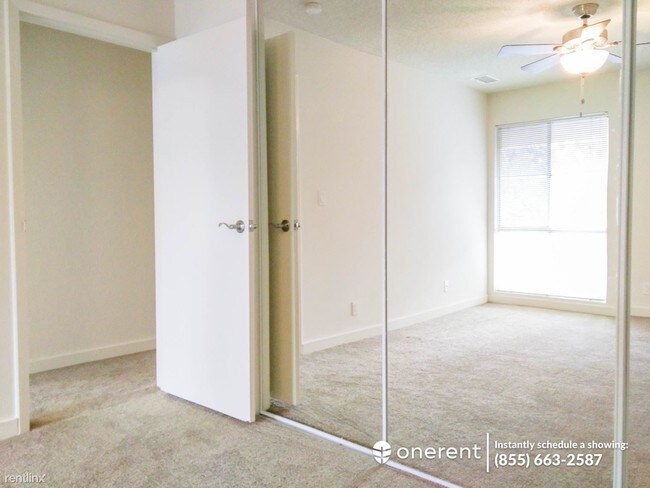 Building Photo - 1400 Creekside Dr