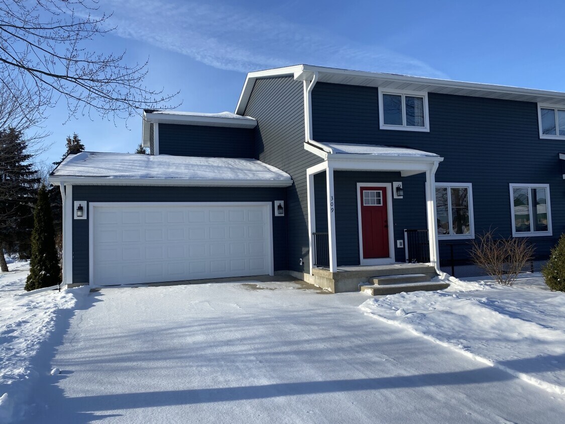 Primary Photo - 309 Northgate Dr