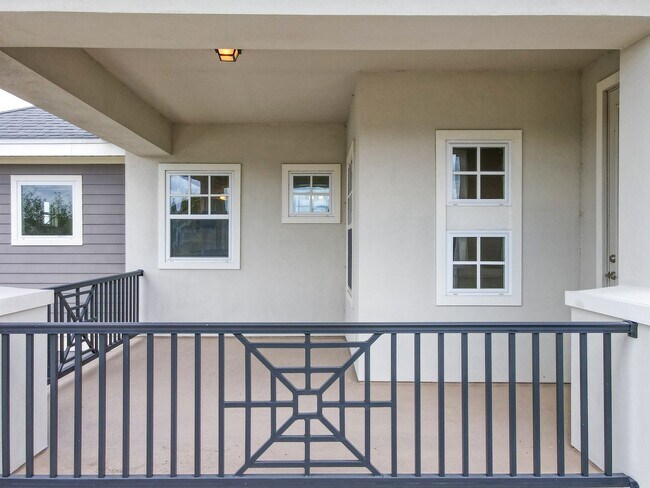 Foto del edificio - 9421 Dugard Ct